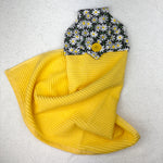 Load image into Gallery viewer, Darling Daisies
