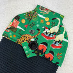 Load image into Gallery viewer, kitchen towel with christmas cats 
