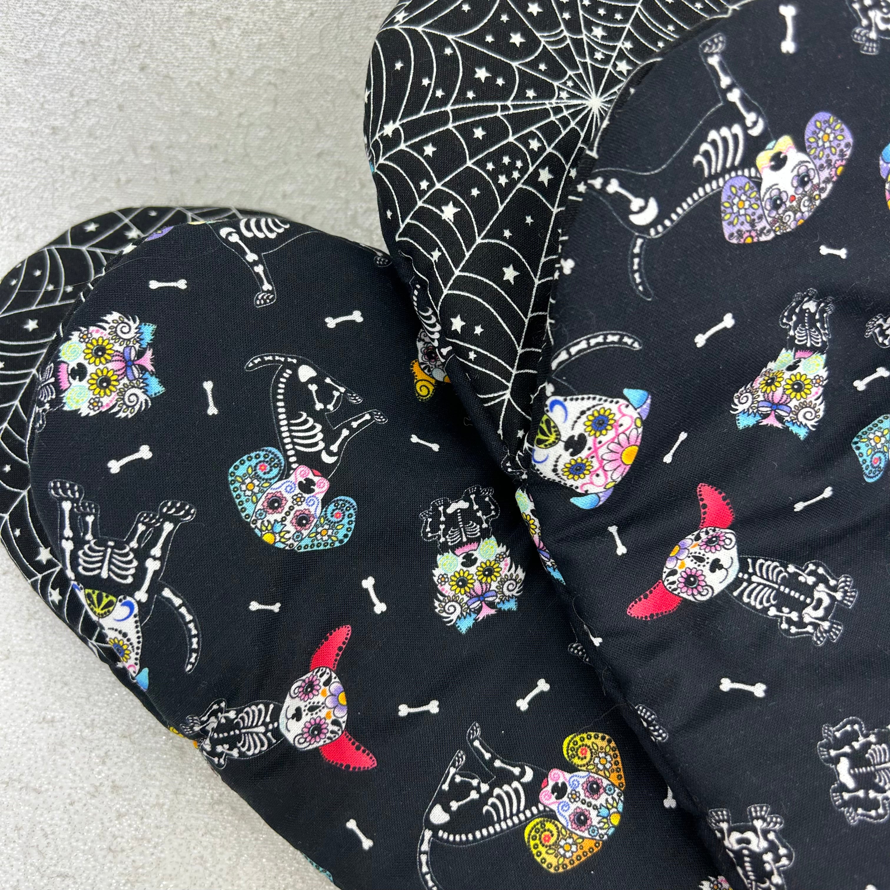 Oven Mitts: Day of the Dead Dogs