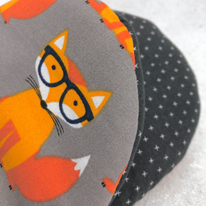 Oven Mitts: Dapper Foxes