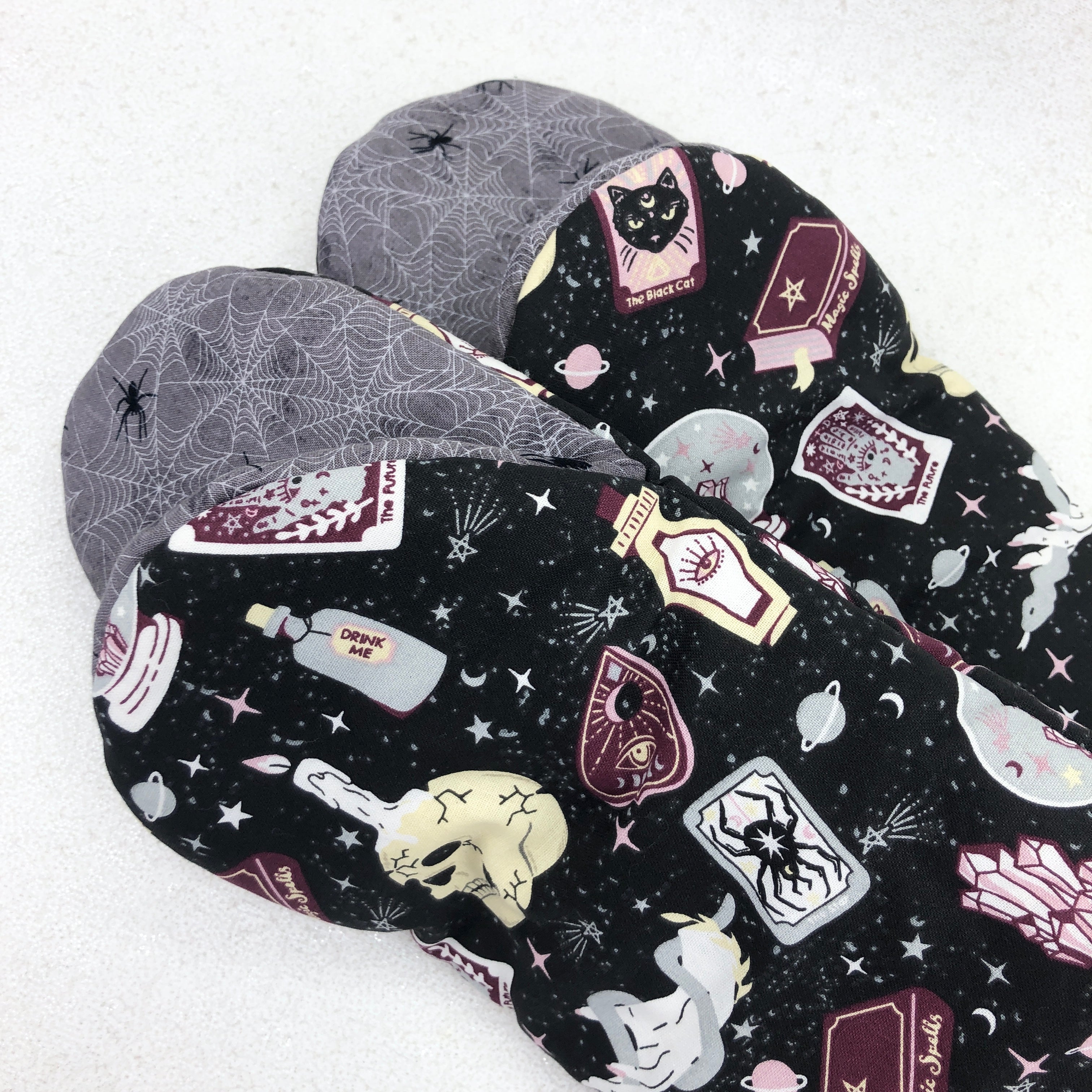 Oven Mitts: Mystic Crystals