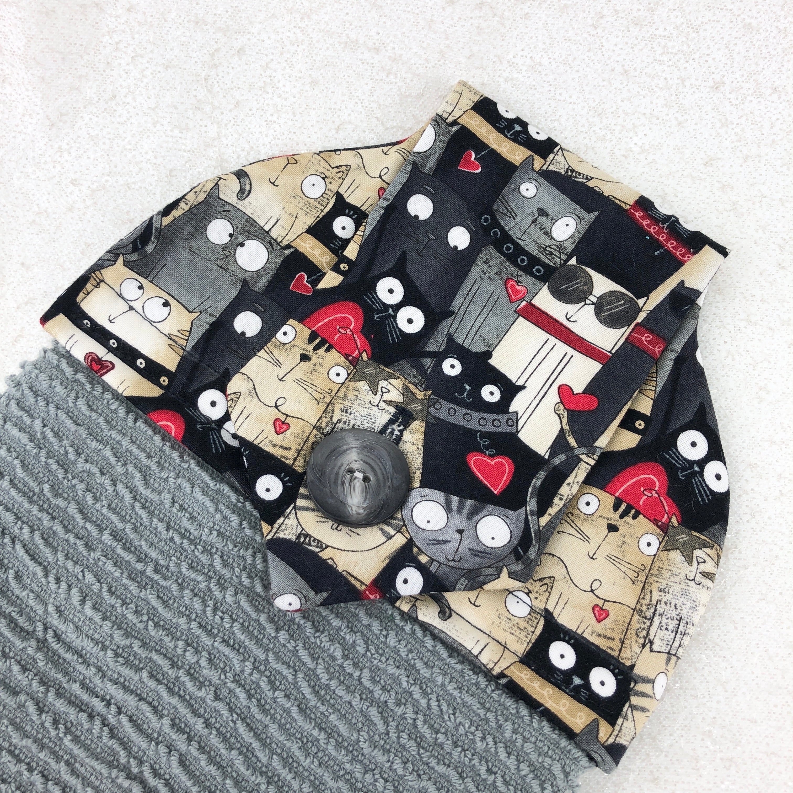 Kitchen Towel: Stacked Cats