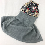 Load image into Gallery viewer, Kitchen Towel: Stacked Cats
